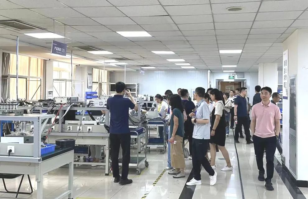 1689327597773876.jpg 4.jpg